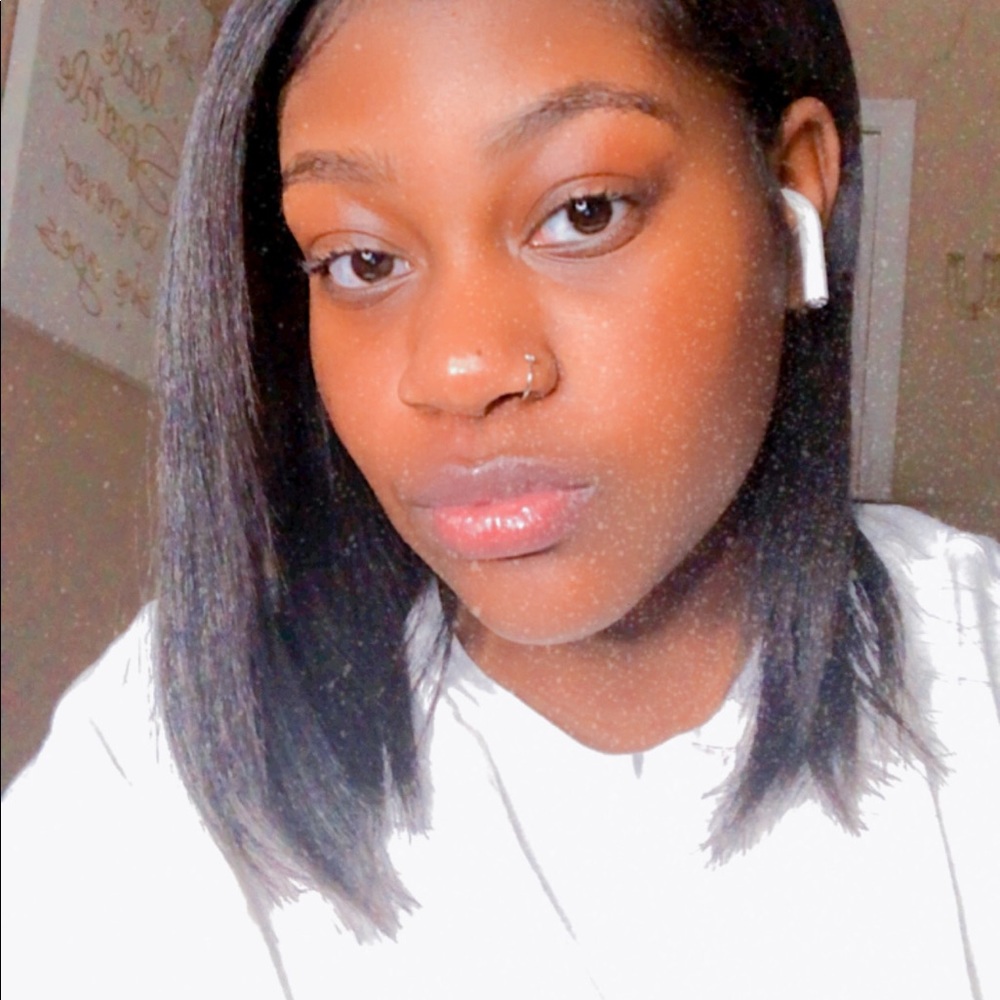 Meet your Posher, Zamara